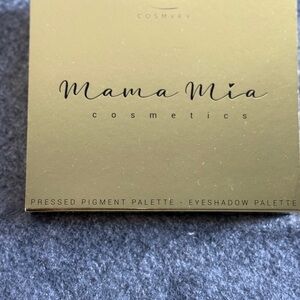 Mama Mia Cosmetics Pressed Pigment Eyeshadow Palette – NIB